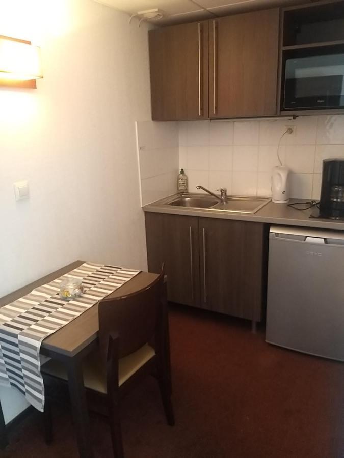 Studio Privatif Dans Hotel Residence Nimes Gare 외부 사진