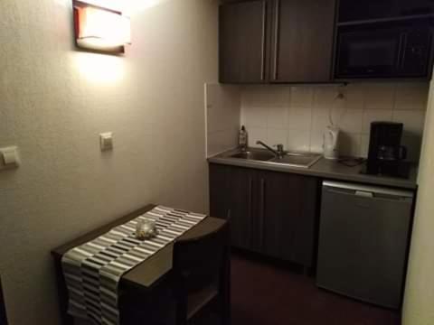 Studio Privatif Dans Hotel Residence Nimes Gare 외부 사진